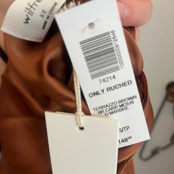 BNWT Aritzia only ruched slip dress, XS, terrazzo brown - Picture 2 of 5